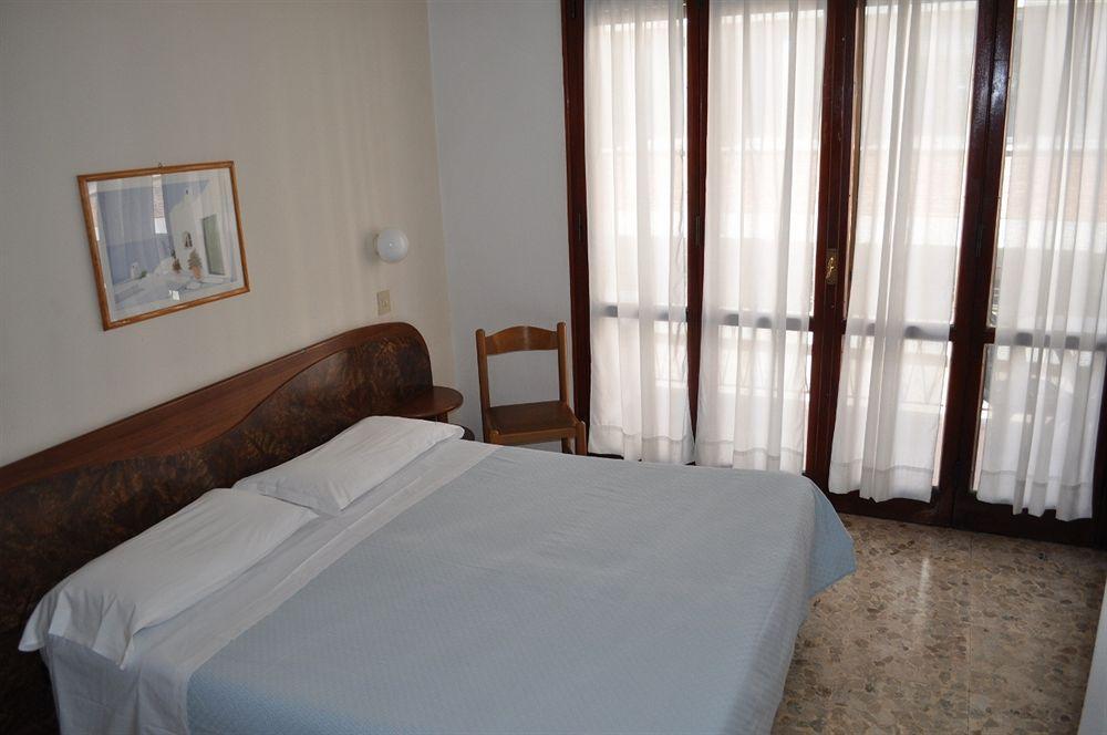 Hotel Cecile Pisa Buitenkant foto