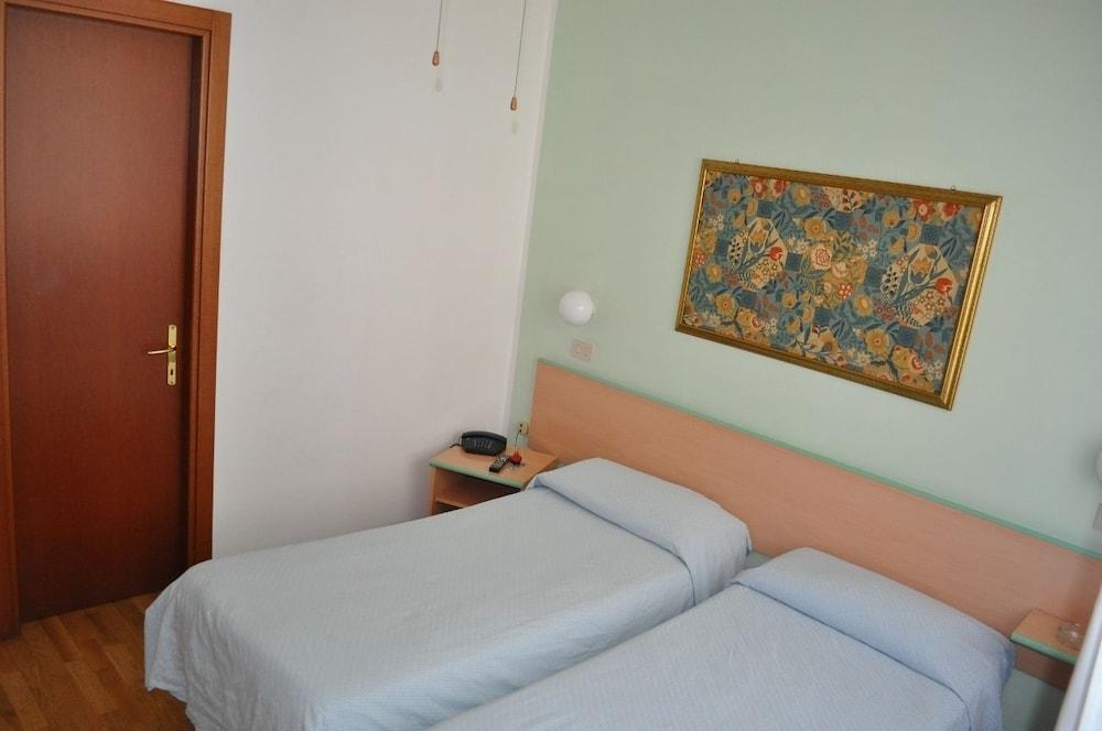Hotel Cecile Pisa Buitenkant foto