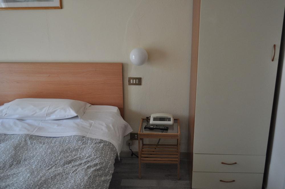 Hotel Cecile Pisa Buitenkant foto