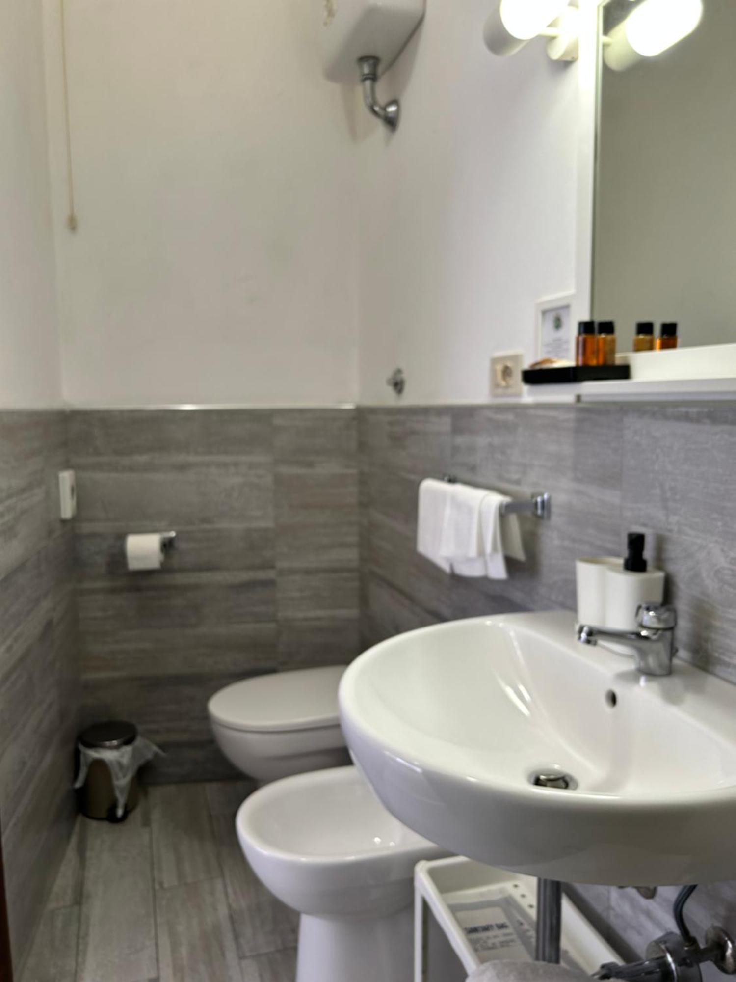 Hotel Cecile Pisa Buitenkant foto
